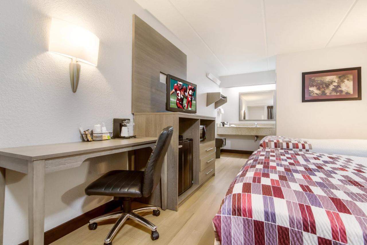 Red Roof Inn Durham - Duke Univ Medical Center Екстер'єр фото